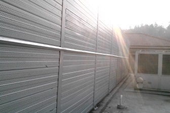 空調(diào)室外機組噪聲治理工程
